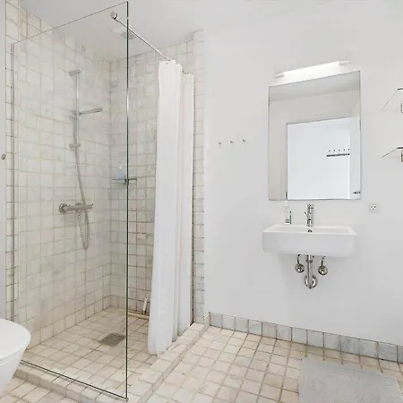 شقة 5640-gudhjem-kirkevej-10-lejl-1 *